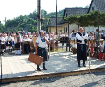 ČIPKA V HONTE - Lackov