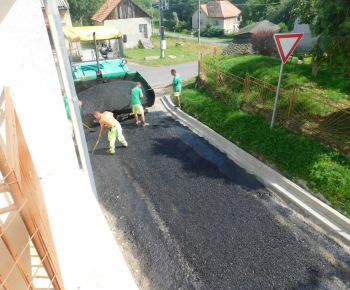 Rekonštrukcia miestnych komunikácií v obci Príbelce