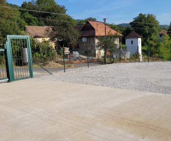 Zberný dvor