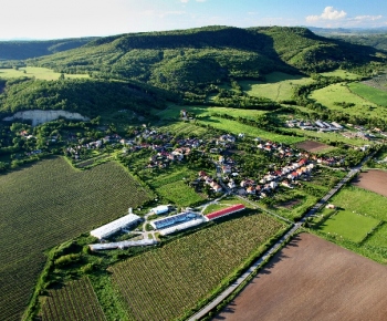 Letecké fotografie obce Príbelce